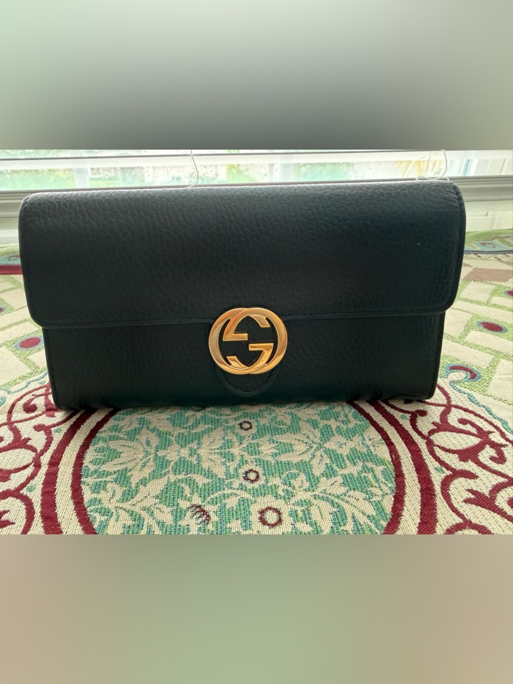 Gucci Black Leather Wallet with Gold Interlocking G - Picture 13 of 16